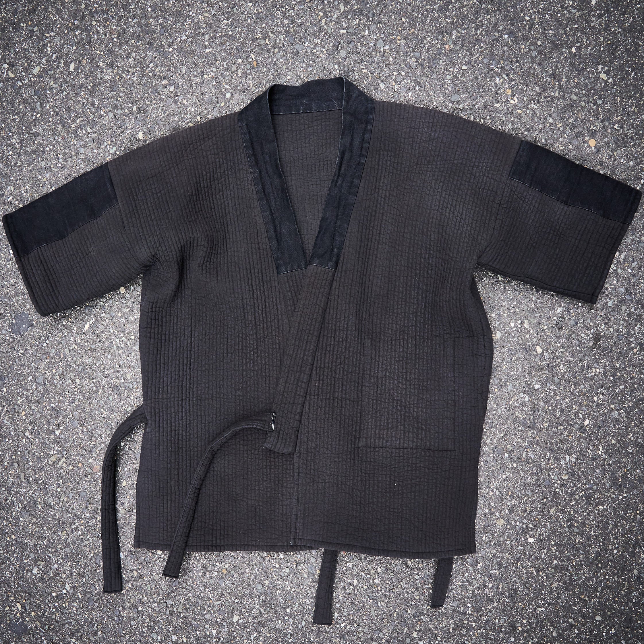 QUILTED BLACK ZAZEN